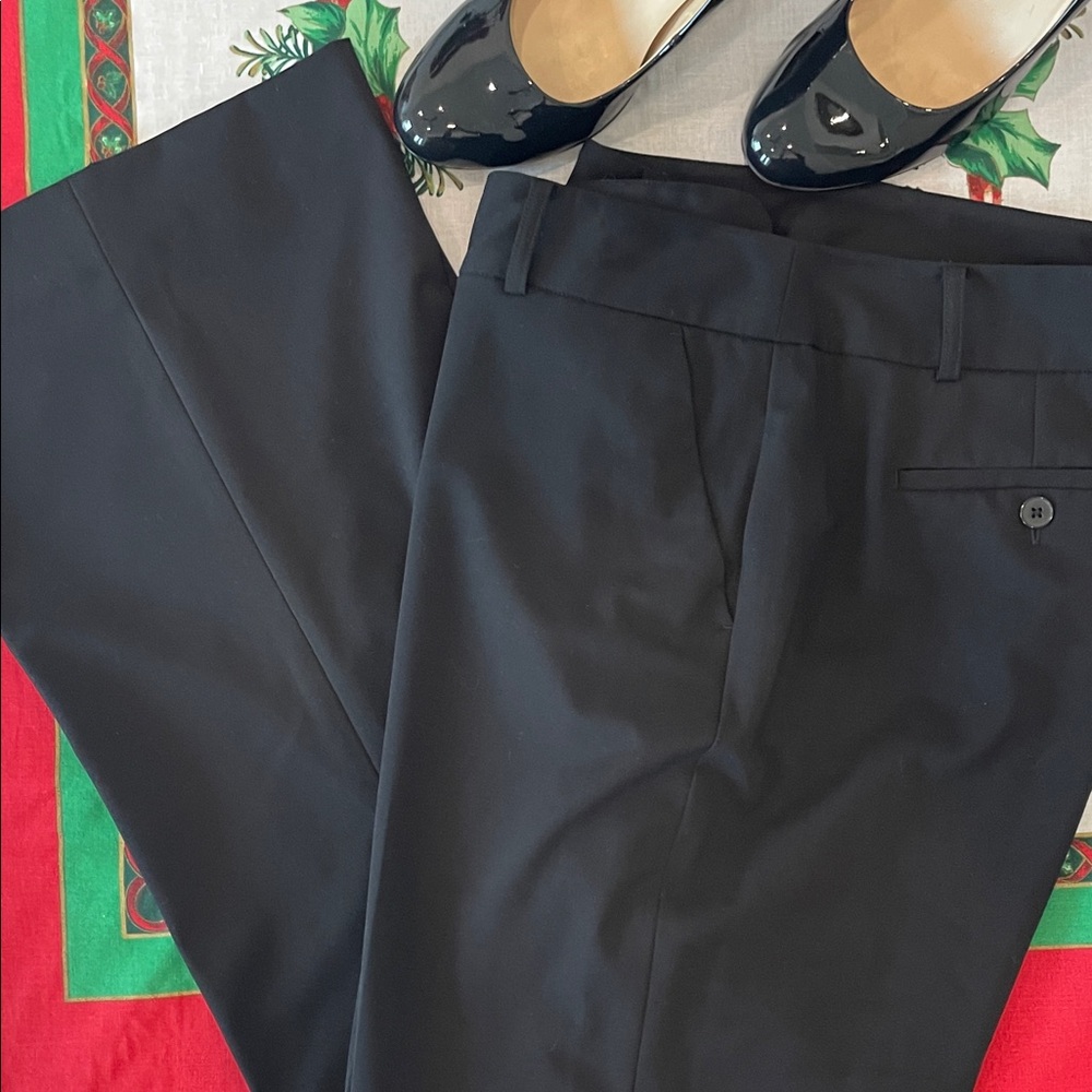 Liz Claiborne Women's Black Flat Front Travel Dress Slacks.